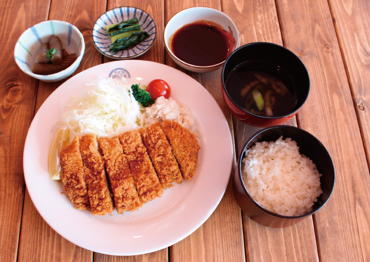 自家製カツ定食/サンテラスばのらま