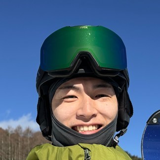 穴田 玖舟